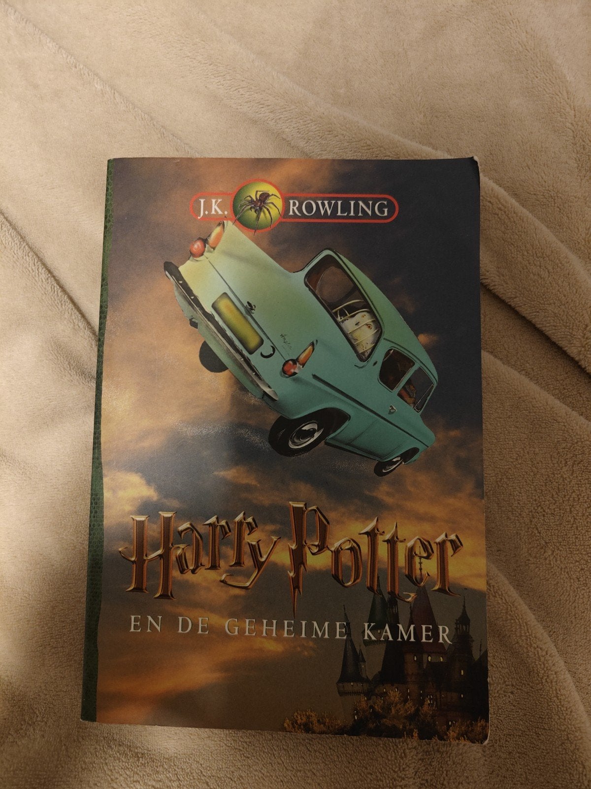 Boek Harry Potter en de geheime kamer, Verzamelen, Harry Potter, Ophalen of Verzenden, Gebruikt, Boek of Poster