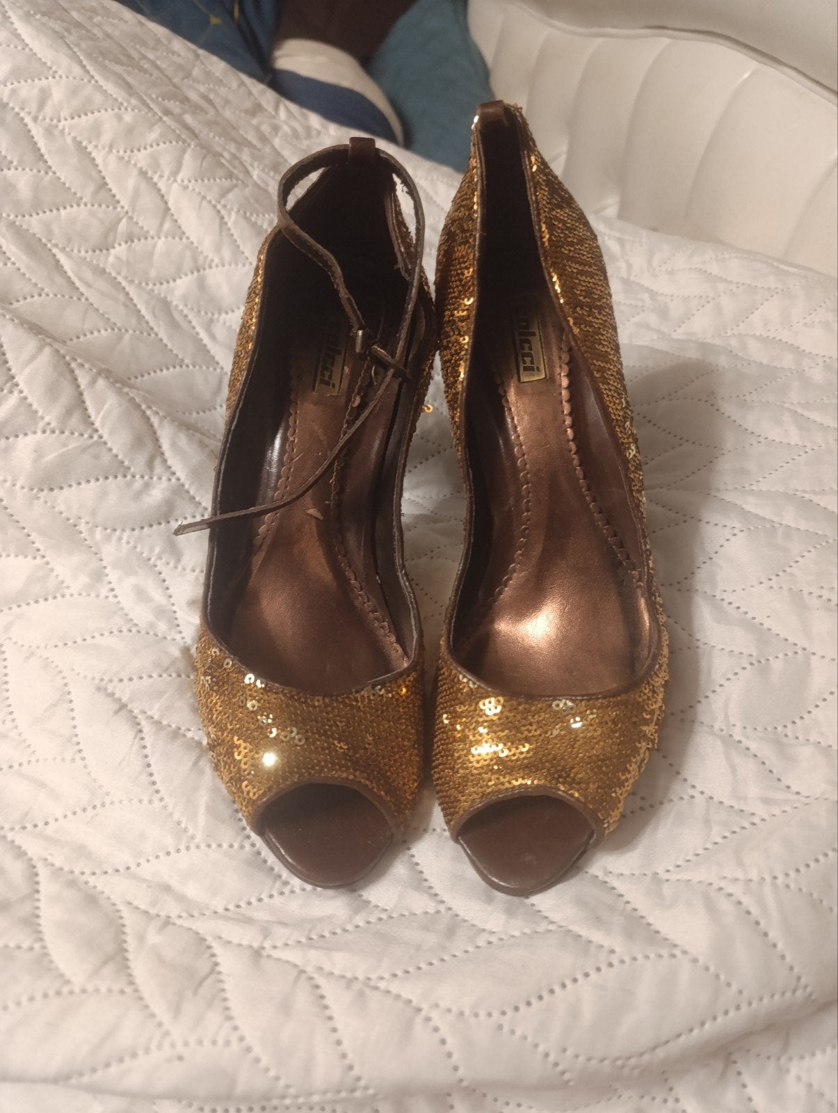 talons de marque, dorés, blancs, roses, blancs, beiges ou no, Enlèvement ou Envoi, Porté, Blanc