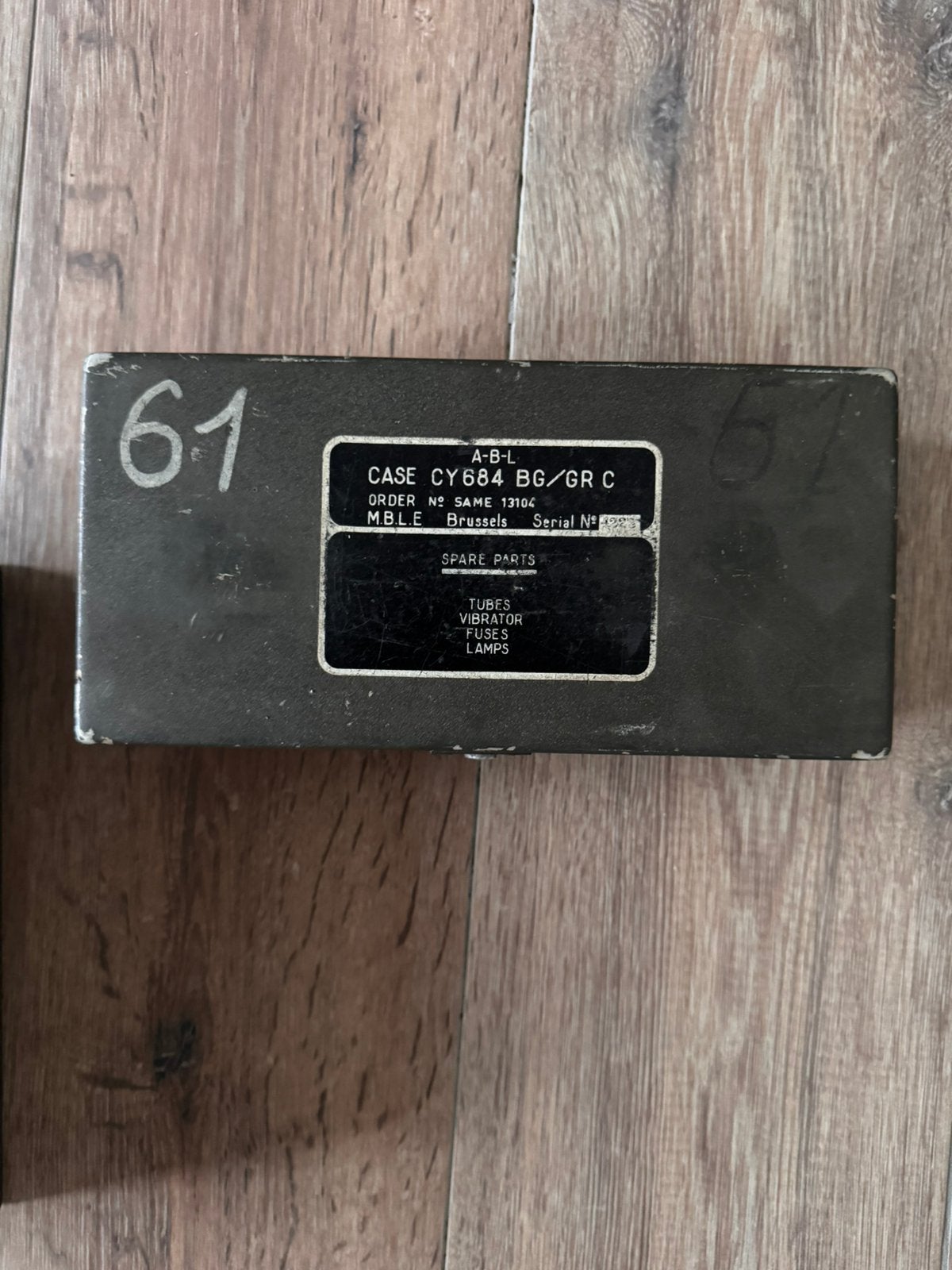 Militaire radio lampen in 2 dozen  USA, Collections, Enlèvement ou Envoi