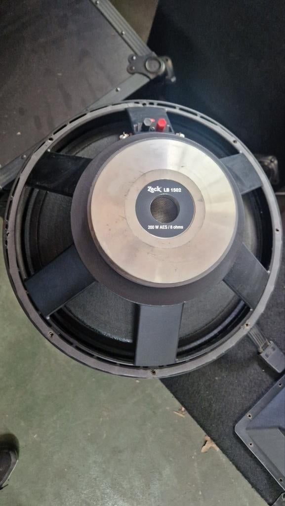 2x Zeck LB 1502 speakers, 15 inch, Enlèvement