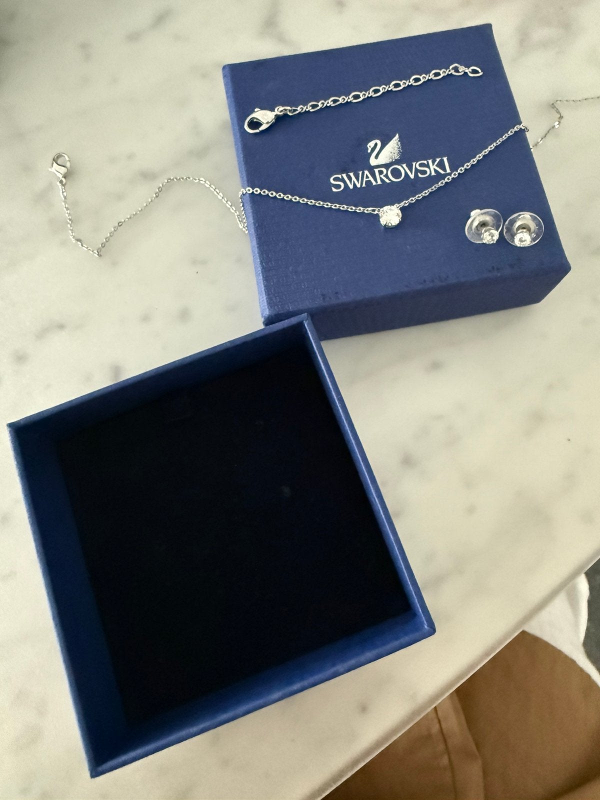 Swarowski halsketting en oorbellen zilver/zirconium, Handtassen en Accessoires, Kettingen, Ophalen, Zilver