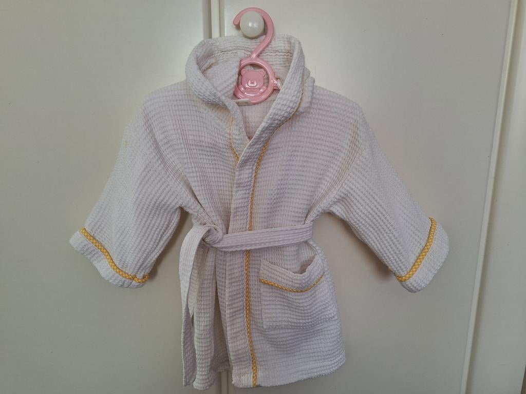 Katoenen badjasje  wit maat 80, Kinderen en Baby's, Babykleding | Maat 80, Overige typen, Jongetje of Meisje, Ophalen of Verzenden
