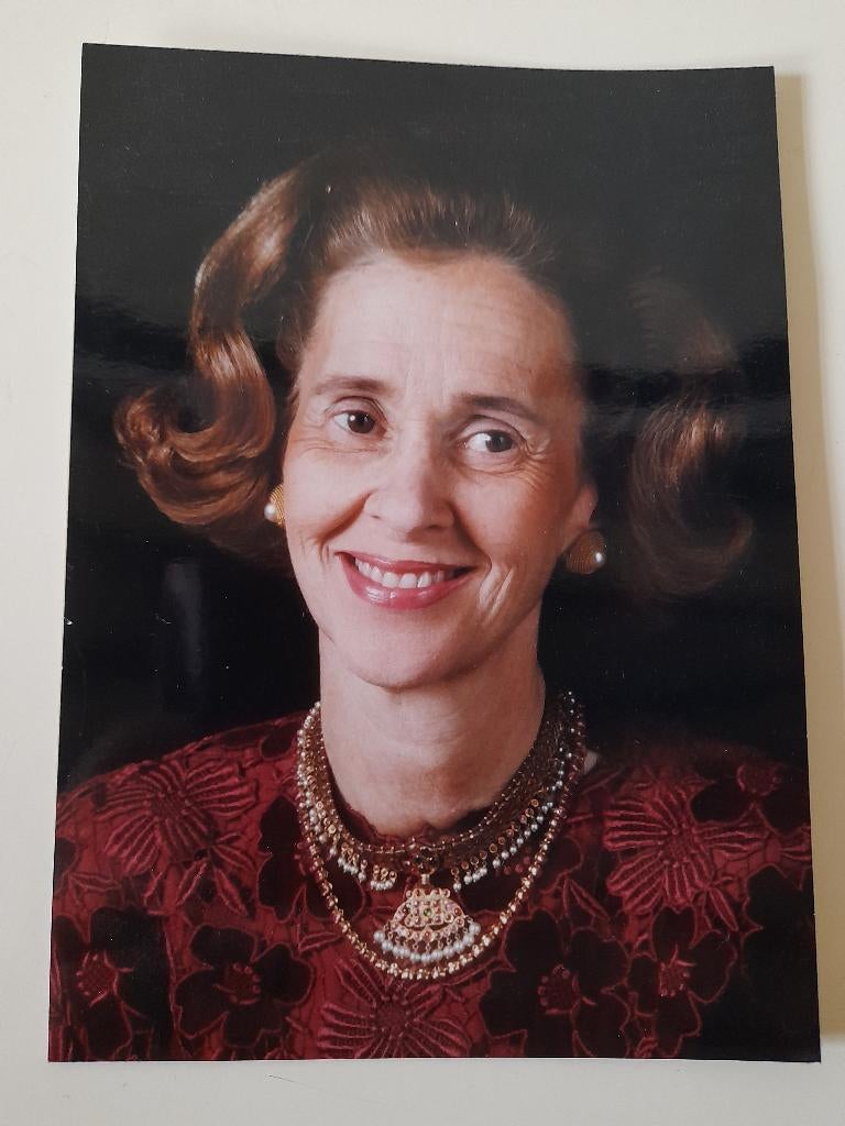 Foto - Statieportret Koningin Fabiola, Verzamelen, Koningshuis en Royalty, Zo goed als nieuw, Kaart, Foto of Prent, Ophalen of Verzenden