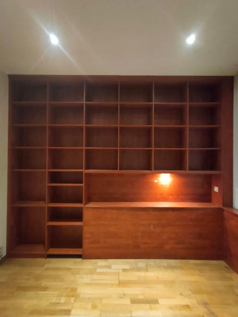 Bibliothèque sur mesure / Bookcase, Maison & Meubles, Armoires | Bibliothèques, 25 à 50 cm, 200 cm ou plus, Avec tablette(s), Comme neuf
