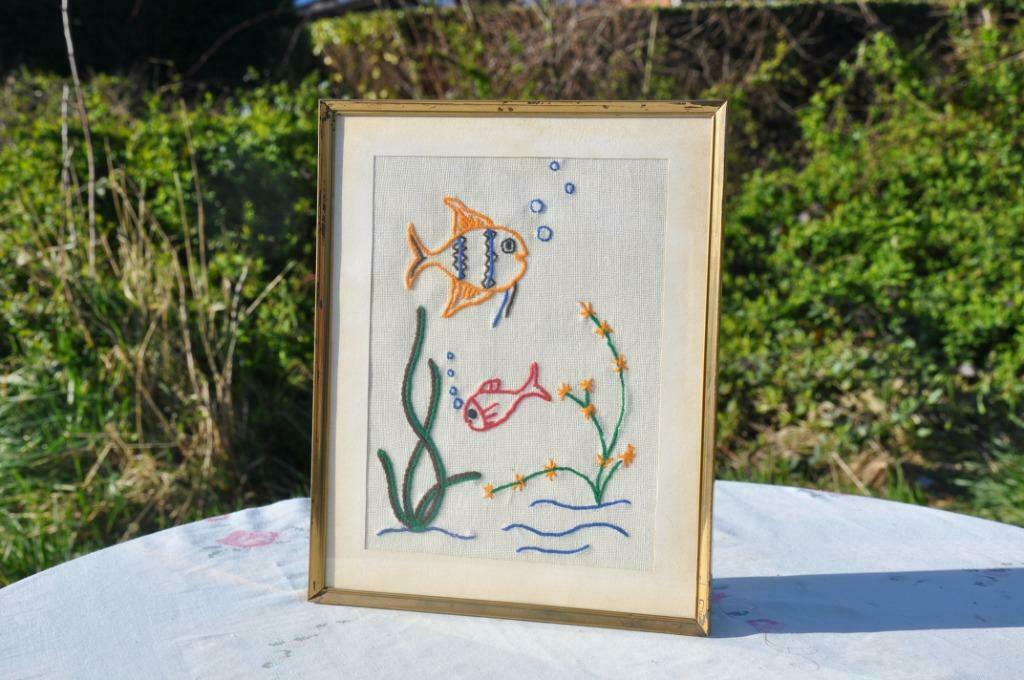§  cadre avec broderie poisson, Enlèvement ou Envoi, Autres types, Moins de 50 cm, Utilisé