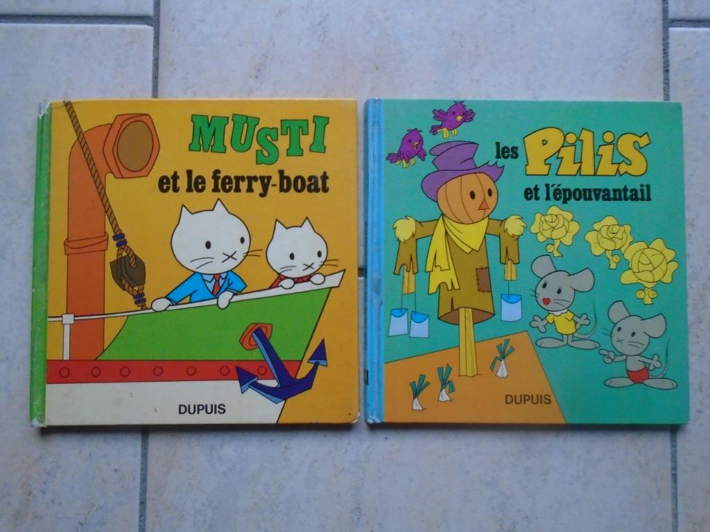 4 LIVRES:DUPUIS-BOAT-HEMMA../2 ALBUMS:WALT DISNEY-MENESTREL, Enlèvement ou Envoi, Utilisé