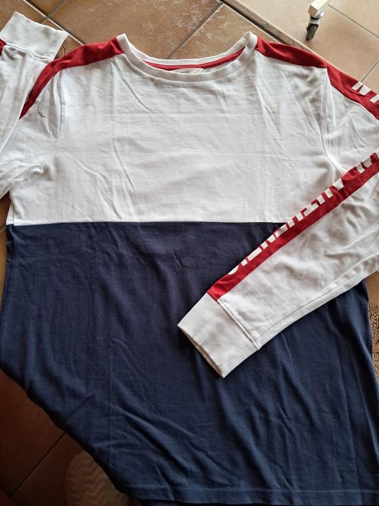 T-shirt longues manches bleu/blanc/rouge H&M 170, Enfants & Bébés, Vêtements enfant | Taille 170, Garçon, Enlèvement ou Envoi