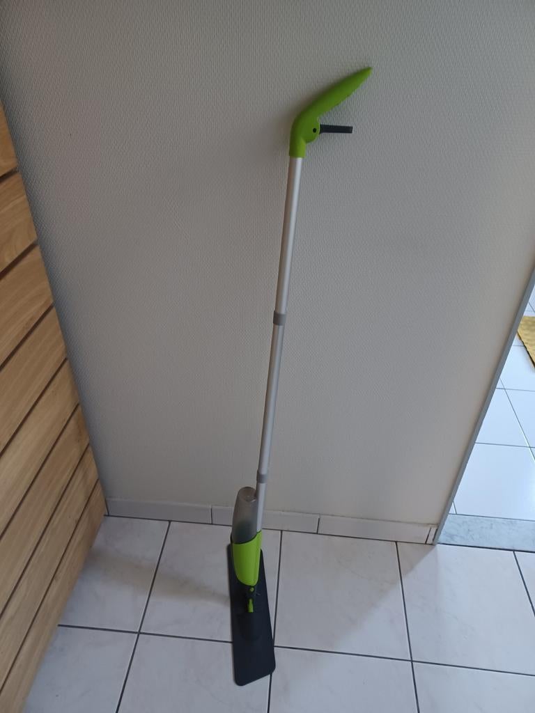 spray mop, Huis en Inrichting, Schoonmaakartikelen, Ophalen
