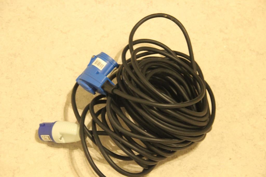 Elektriciteitskabel, Ophalen, Zo goed als nieuw