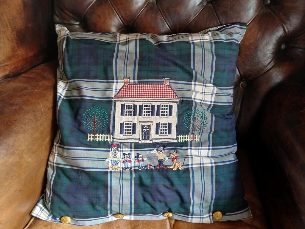 L'un des premiers coussins décoratifs DONALDSON *RESERVE*, Maison & Meubles, Enlèvement ou Envoi, Neuf, Carré