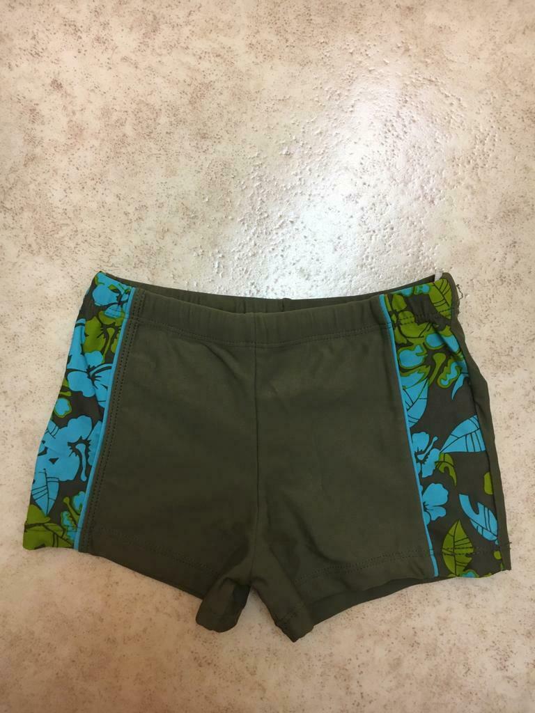 Mooie jongens zwembroek maat 104 (4j) als nieuw!, Ophalen of Verzenden, Zo goed als nieuw, Jongen, Sport- of Zwemkleding