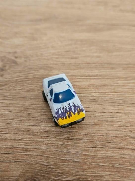 Micro Machines Chevy Corvette Coupé White Purple Flames, Enfants & Bébés, Enlèvement ou Envoi, Comme neuf