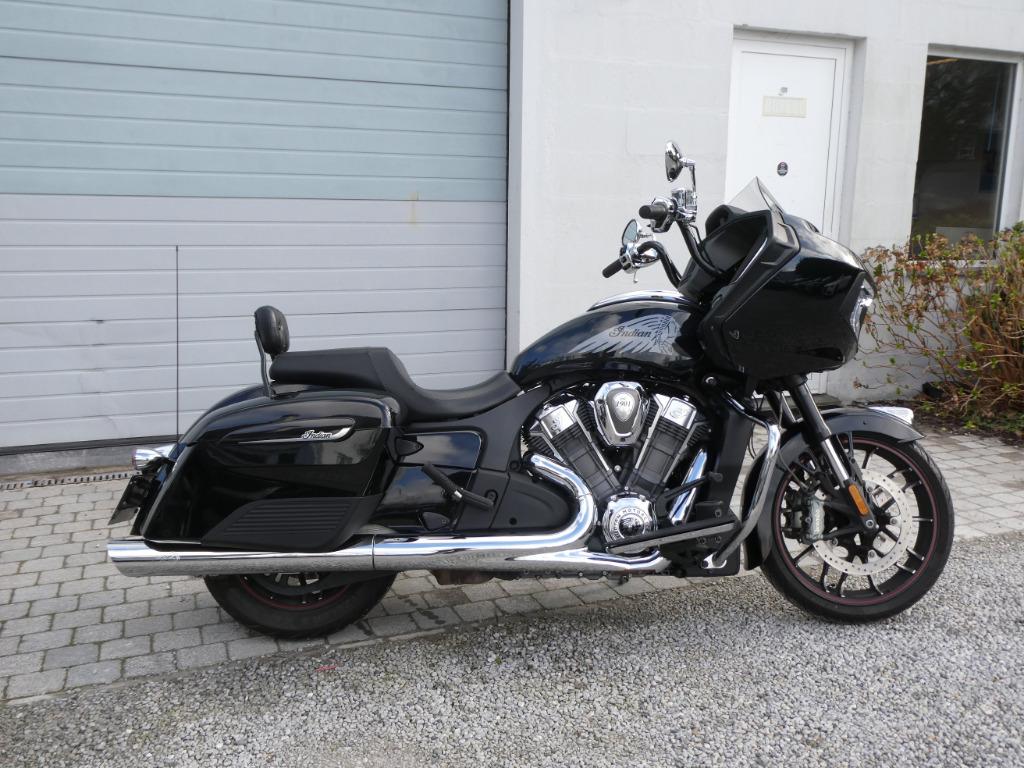 Indian Challenger, Motoren, 2 cilinders, Particulier, Meer dan 35 kW, Toermotor