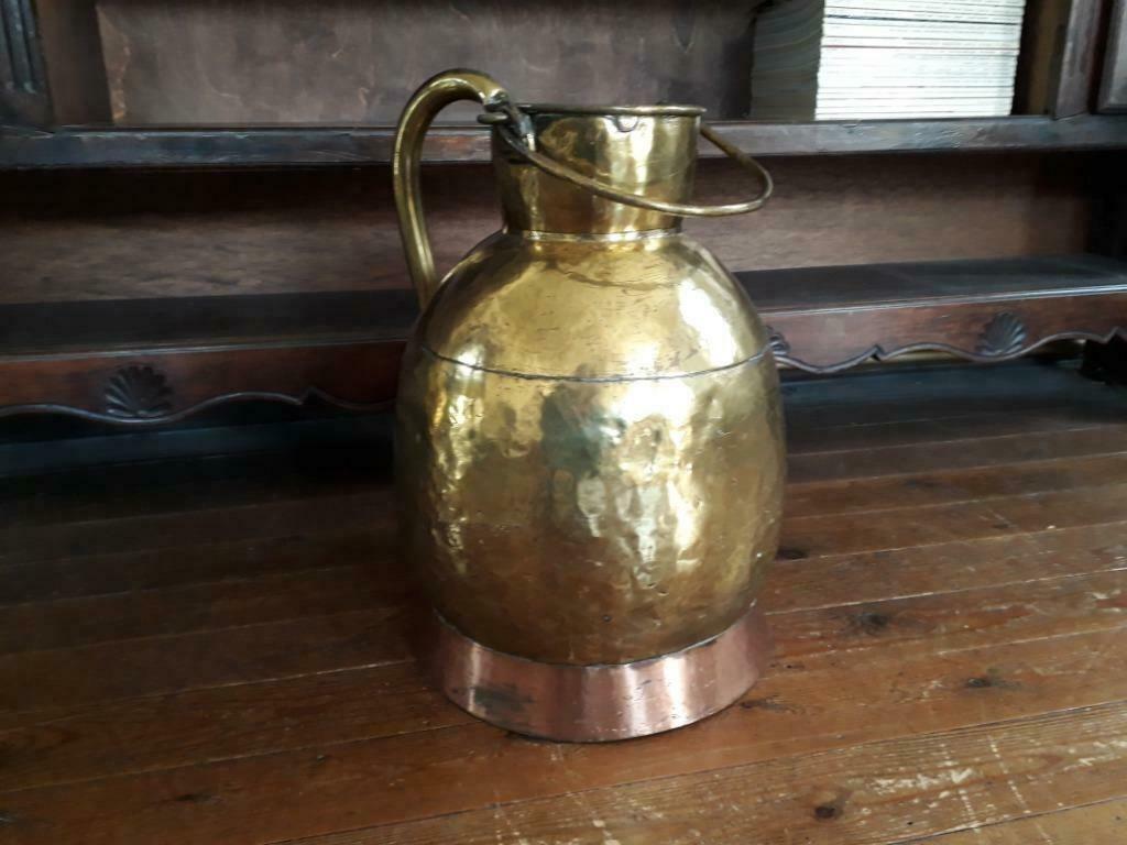 Grand pot à lait en cuivre antique, Enlèvement, Cuivre