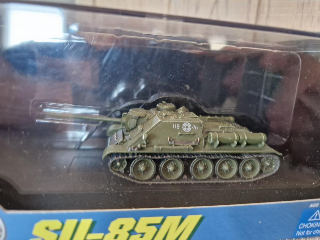 Dragon Armor 60091 SU-85M Eastern Front 1945 1:72 scale tank, Enlèvement ou Envoi, Armée de terre, Miniature ou Figurine