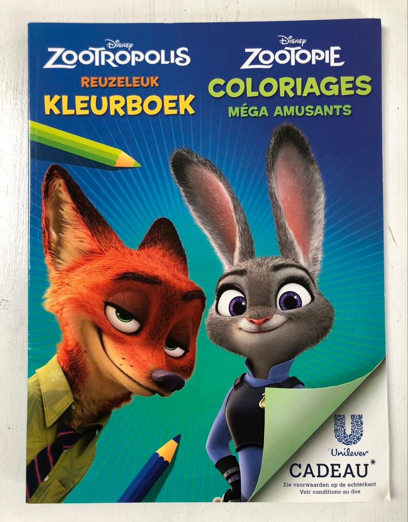 nieuw A4 kleurboek DIsney met 16 kleurplaten, Ophalen of Verzenden, Nieuw, Papier, Schets- of Tekenboek