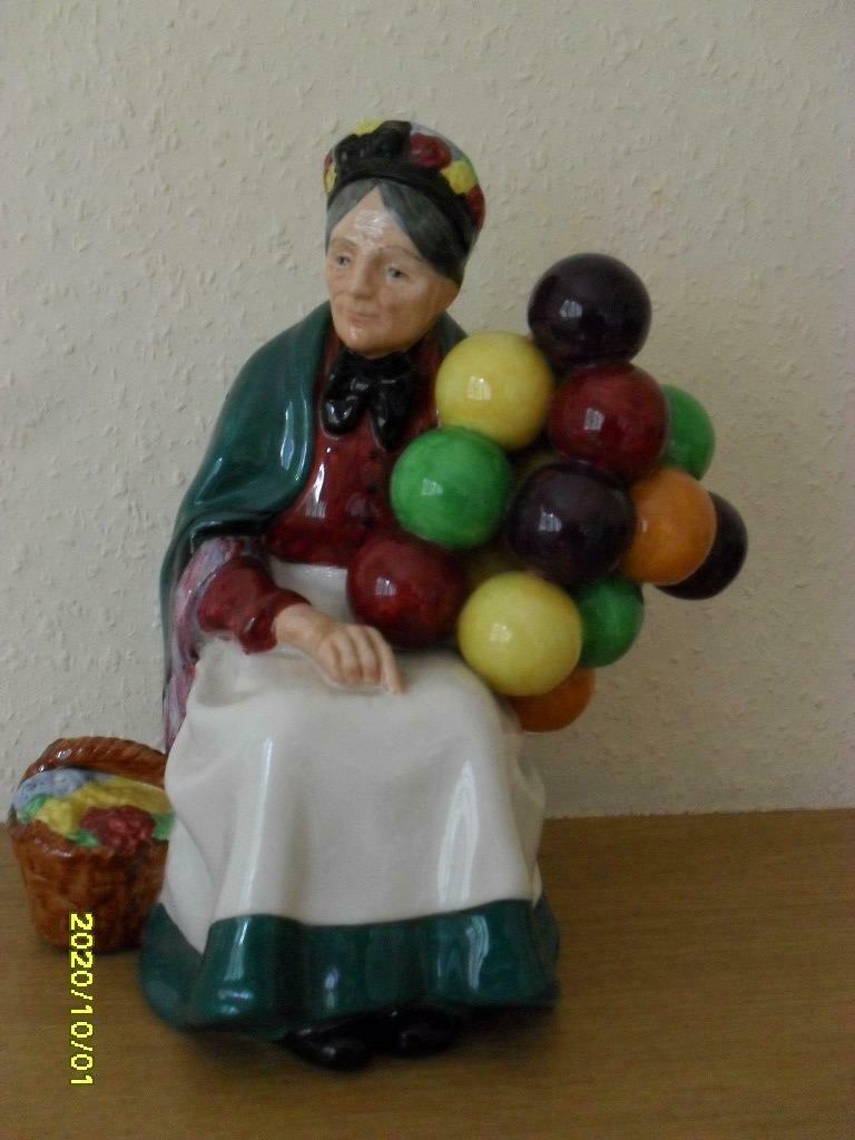 porseleinen beeldje ballonnen-verkoopster, Ophalen of Verzenden, Zo goed als nieuw, Mens