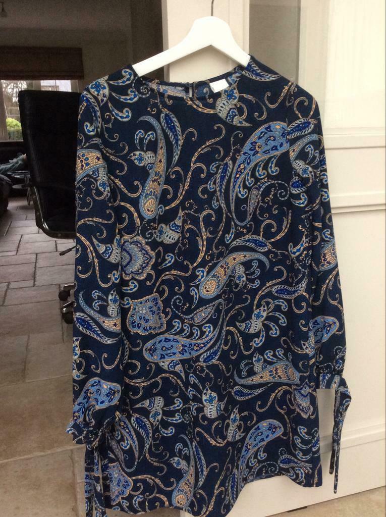 H&M kleedje, blauw. Mt.40, Enlèvement ou Envoi, Au-dessus du genou, Comme neuf, Bleu