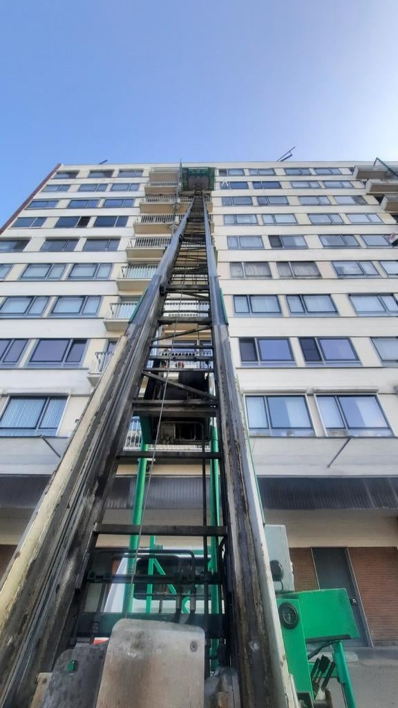 Verhuislift met bediening te huur