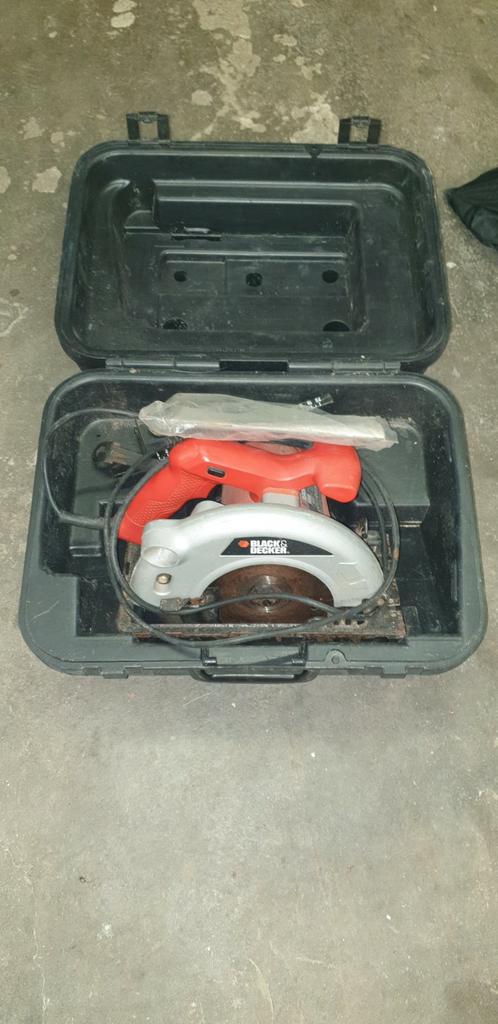 Scie circulaire Black & Decker, Bricolage & Construction, Outillage | Scies mécaniques, Enlèvement, Utilisé, Scie circulaire