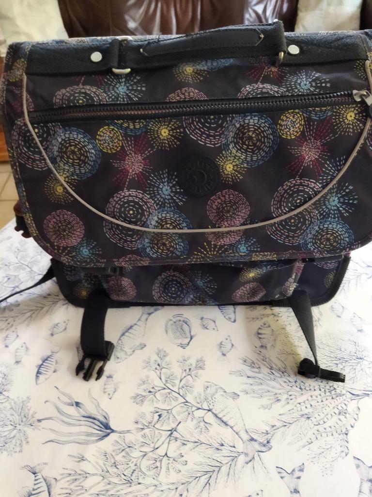 cartable Kipling pretty homemade, 40 à 50 cm, Enlèvement ou Envoi, Comme neuf, Bleu