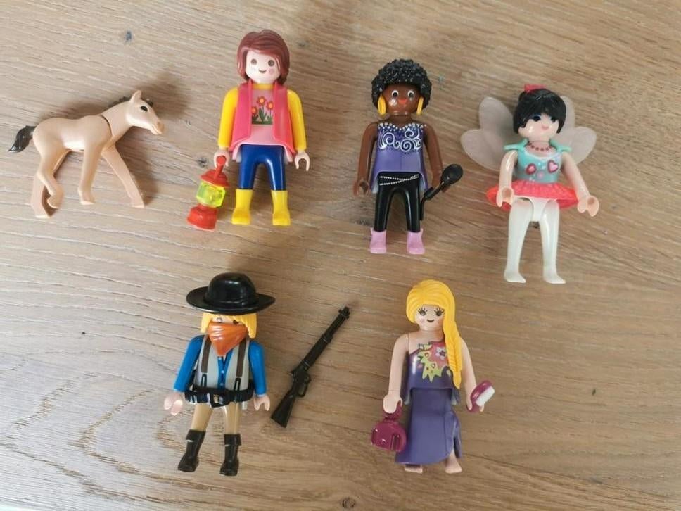 Verschillende Playmobil Friends-personages, Ophalen of Verzenden, Zo goed als nieuw