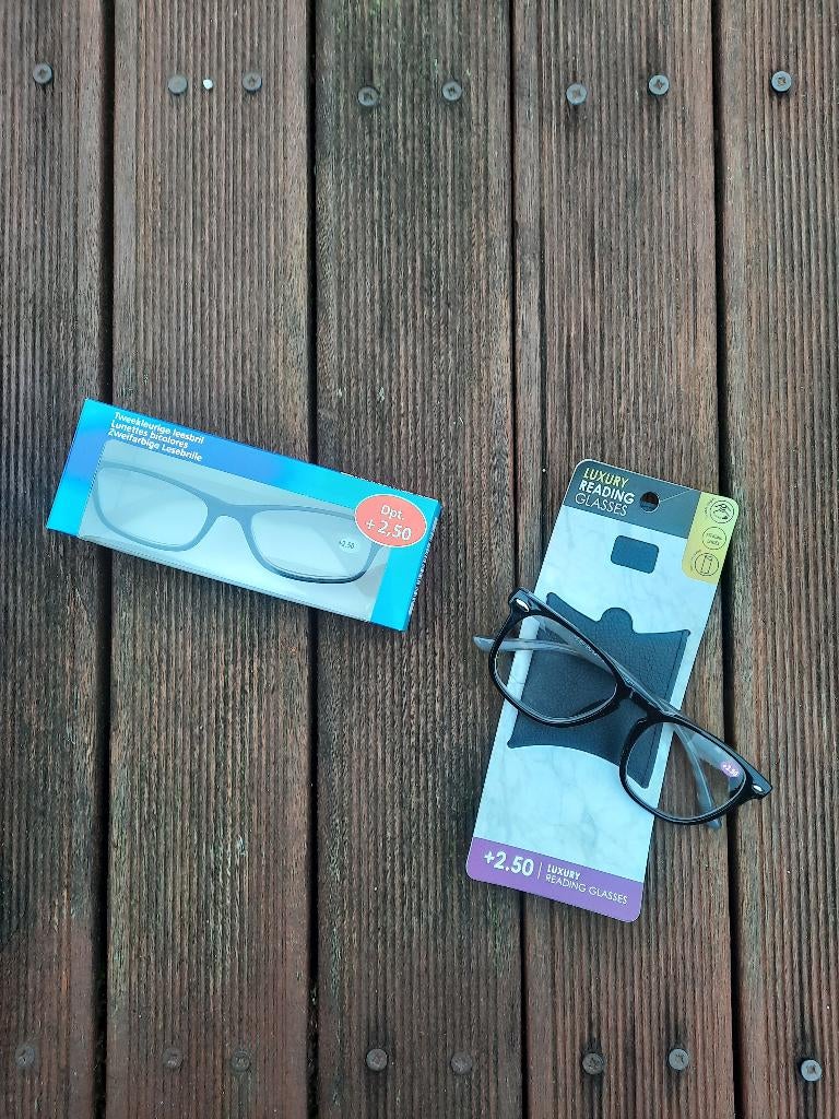 2 lunettes de lecture (neuves), Neuf, Autres marques, Enlèvement ou Envoi, Autres couleurs