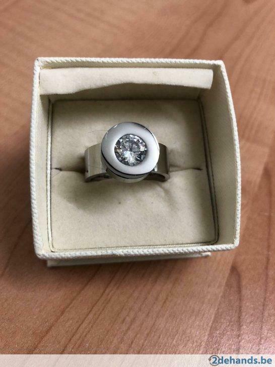Prachtige ring. Stainless steel. Maat: 58. Splinternieuw!, Nieuw