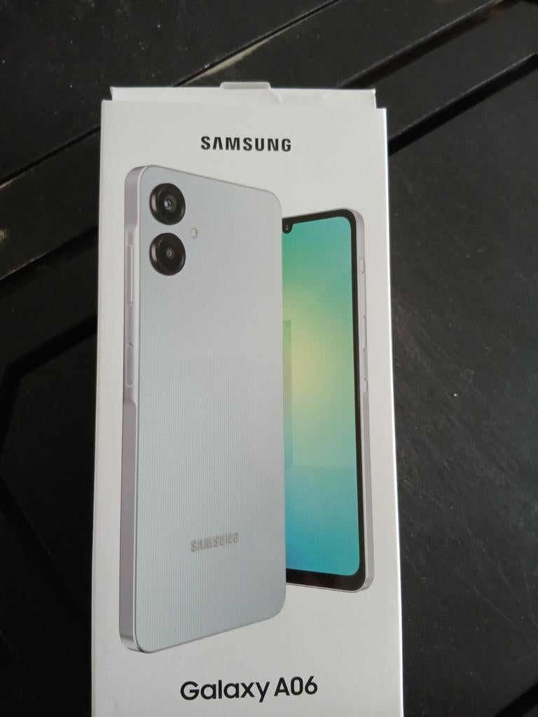 Samsung galaxy a06 tout neuf et tjrs emballé, Télécoms, Enlèvement ou Envoi