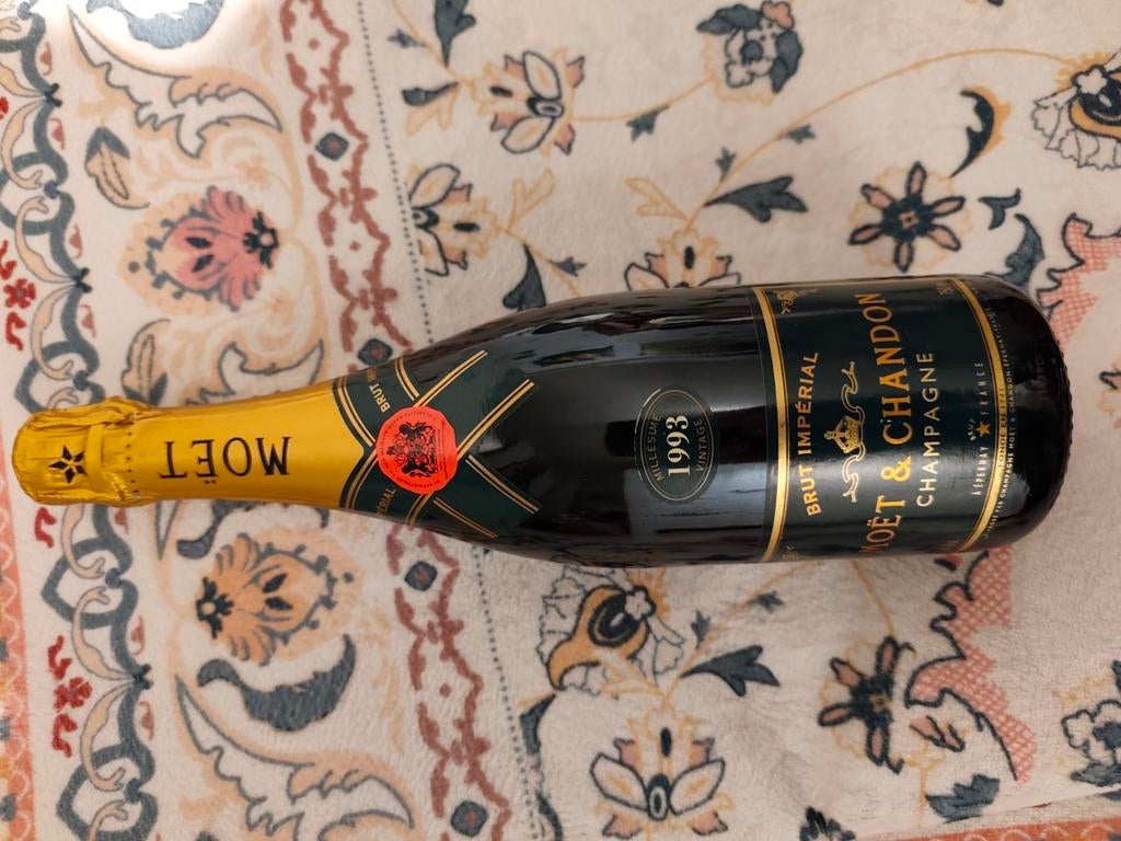 Moet Chandon milisime 1993, Enlèvement