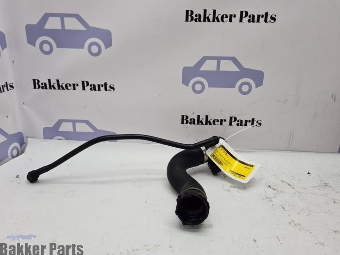 Tuyau radiateur d'un BMW X3, Autos : Pièces & Accessoires, Climatisation & Chauffage, BMW, Utilisé, 3 mois de garantie