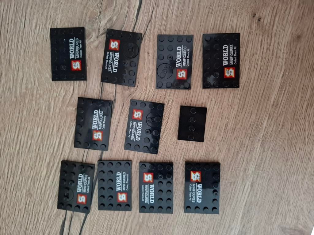 Lego : 11 repose-pieds (pas des Lego originaux), Envoi, Comme neuf, Lego