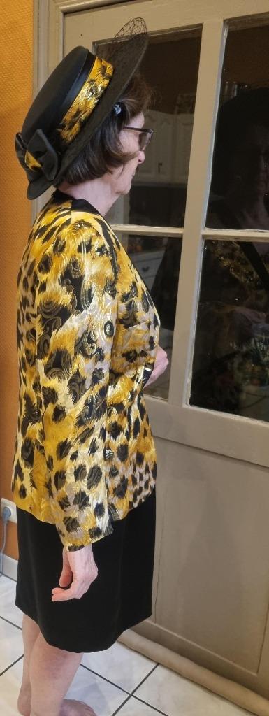 neufs robe, veste et chapeau de hte couture en soie Taille M, Ophalen of Verzenden, Nieuw, Maat 38/40 (M), Cocktailjurk