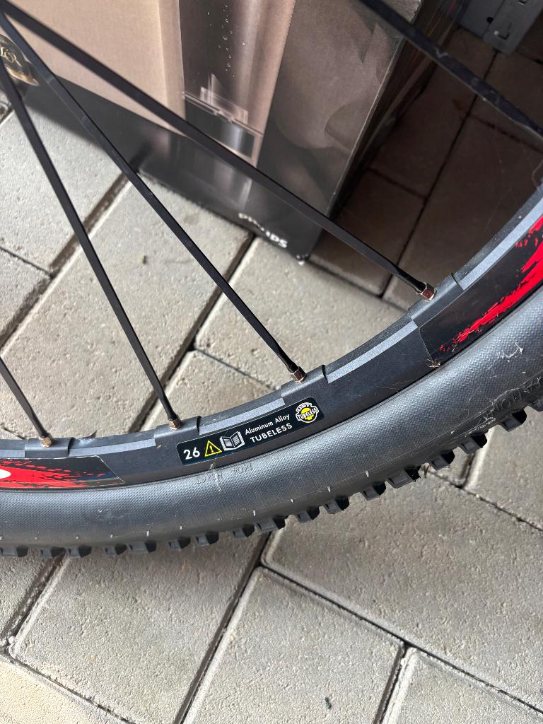 Mb banden, Moins de 49 cm, Enlèvement, Comme neuf, Autres marques