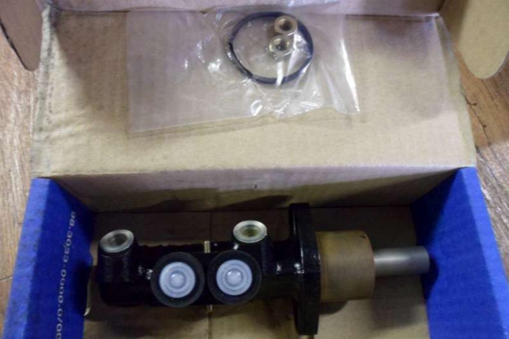 Hoofdrempomp  Vw Transporter T4 / Vw Sharan / Ford Galaxy /, Ophalen of Verzenden, Nieuw, Seat