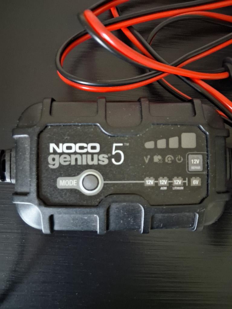 Batterijoplader NOCO Genius 5, Enlèvement ou Envoi, Utilisé, Pièces universelles