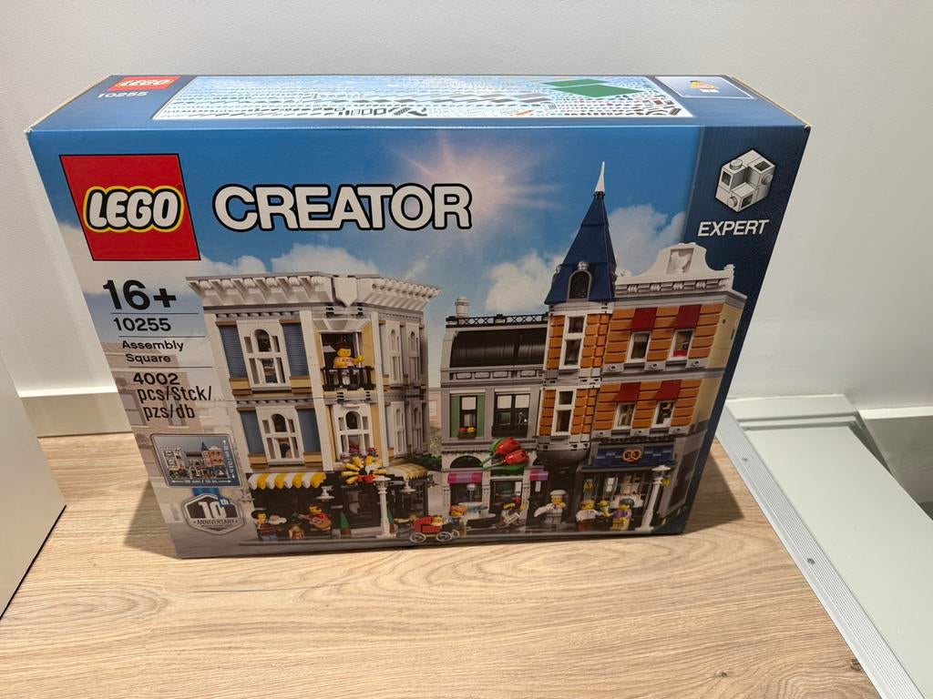 Lego 10255 la place de l’assemblée neuf scellé, Ophalen, Zo goed als nieuw, Lego