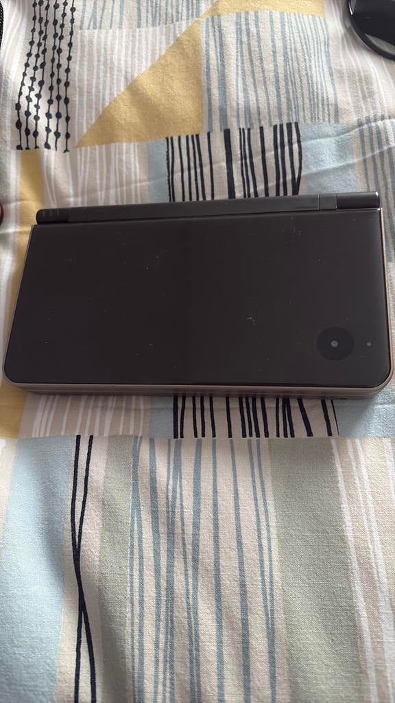 Nintendo ds xl + le jeu mario party +etui  (excellent etat), Games en Spelcomputers, Spelcomputers | Nintendo DS, Ophalen, Dsi XL