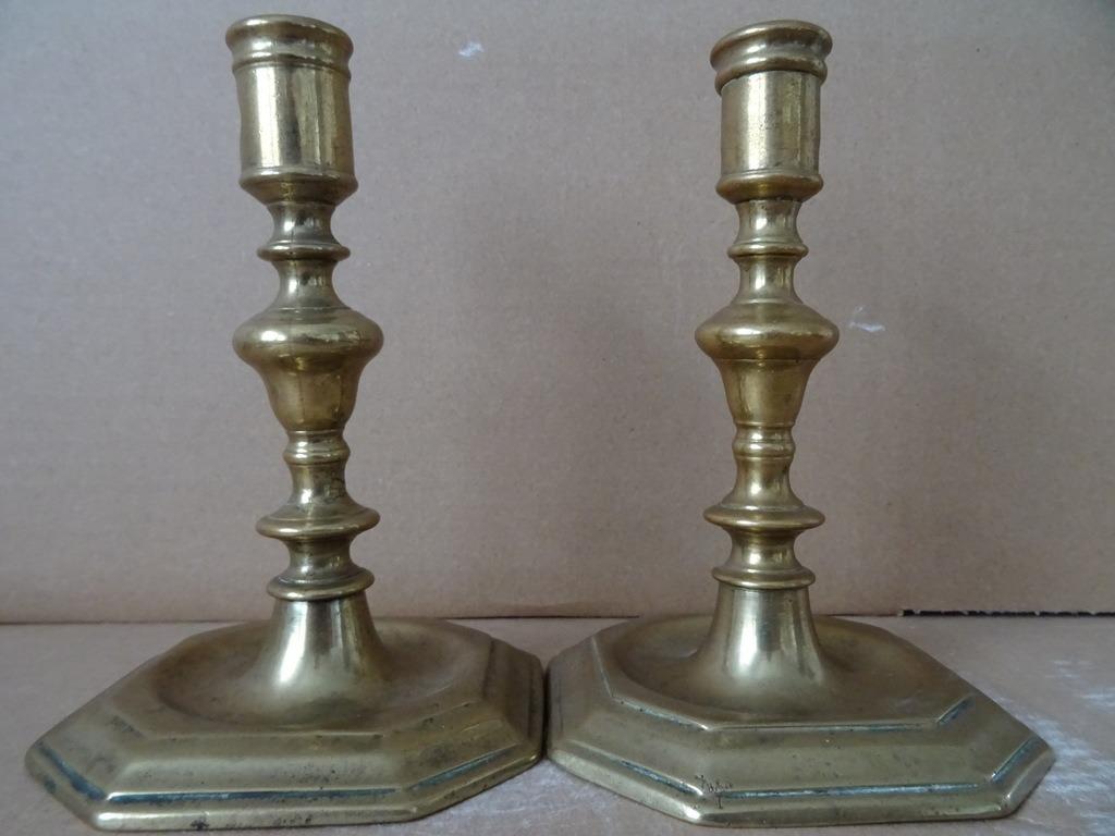 18ème Siècle bougeoirs ancien bougeoirs Français 16cm 1750, Enlèvement ou Envoi, Cuivre ou Bronze