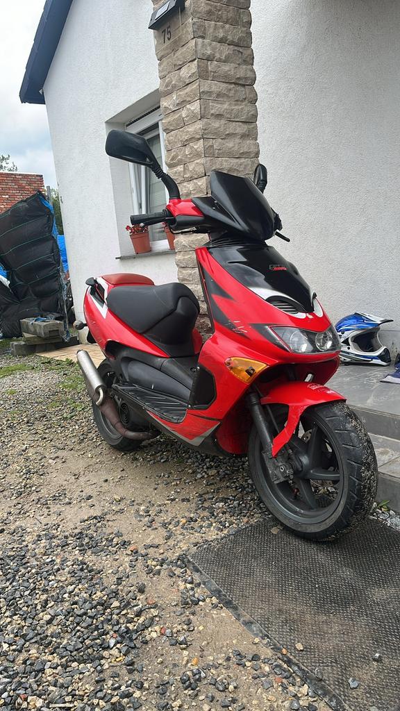 Ik ben opzoek naar een a klasse scooter, Enlèvement, Comme neuf