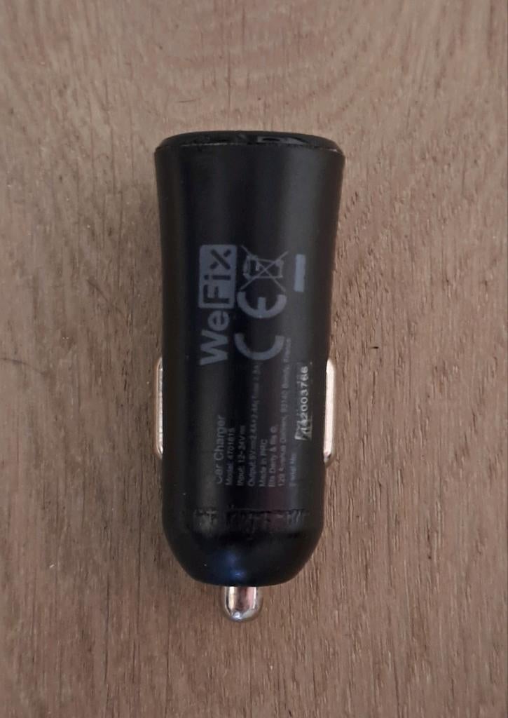 Autolader Wefix met 2 USB-poorten, Ophalen