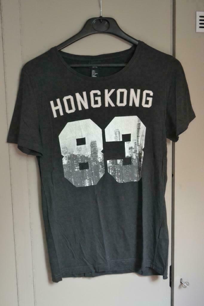 T-shirt H&M small 100% coton motif Hong Kong, Vêtements | Hommes, T-shirts, Enlèvement ou Envoi, Brun, Porté, H&M