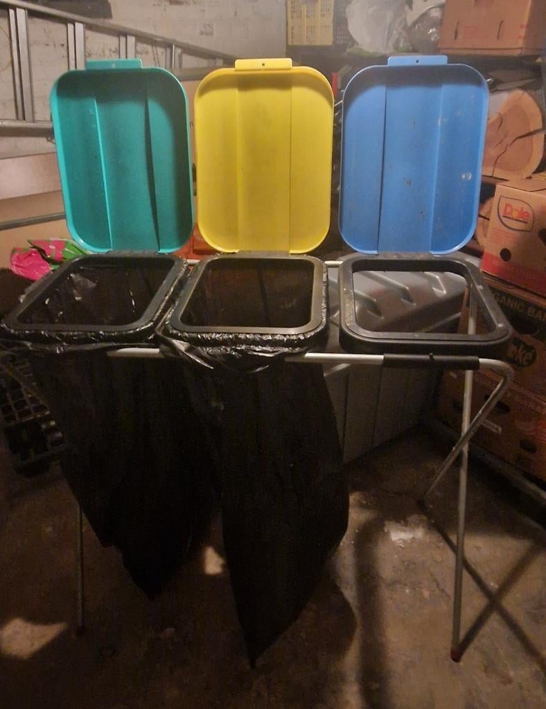 Poubelles trio de triage, Enlèvement, Comme neuf, Autres matériaux