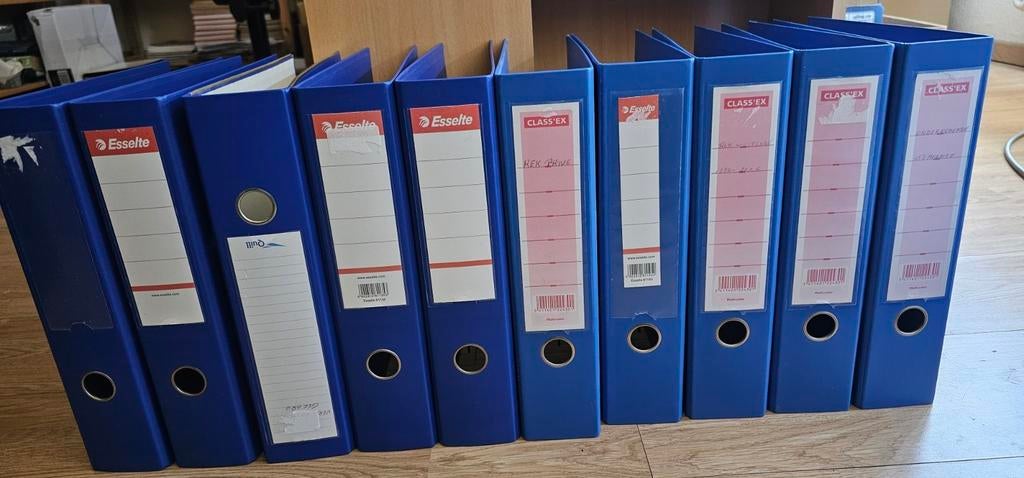 10 blauwe ordners esselte 70mm, Enlèvement ou Envoi, Comme neuf