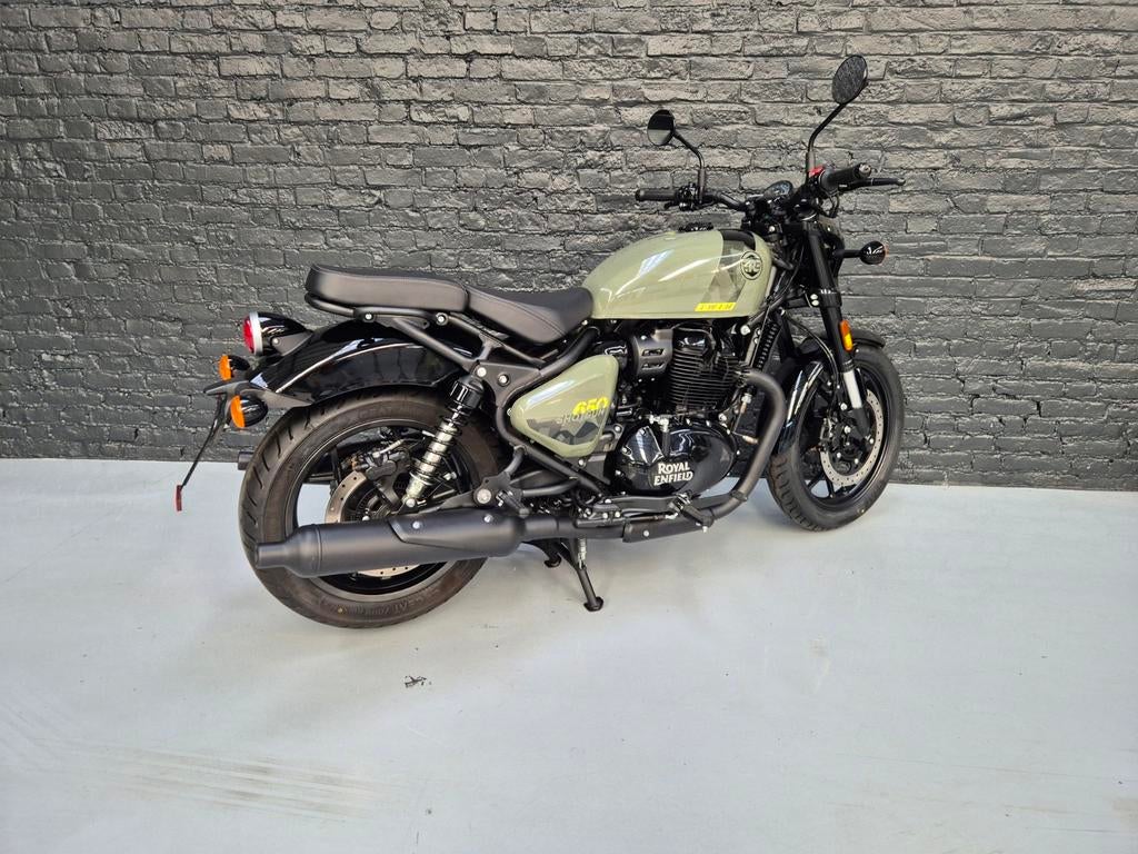 Royal Enfield Shotgun 650 — un croiseur personnalisé avec at, Motos, Entreprise, 2 cylindres, Permis Moto A2 minimum, 12 à 35 kW