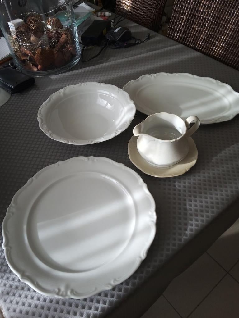 Winterling groot bord ovaal bord + sauspottje + soepterinne, Huis en Inrichting, Ophalen of Verzenden, Zo goed als nieuw