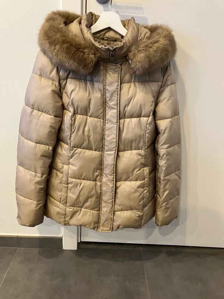 Anorak met afneembare kap River Woods Medium, Ophalen, Zo goed als nieuw, Maat 38/40 (M), Beige