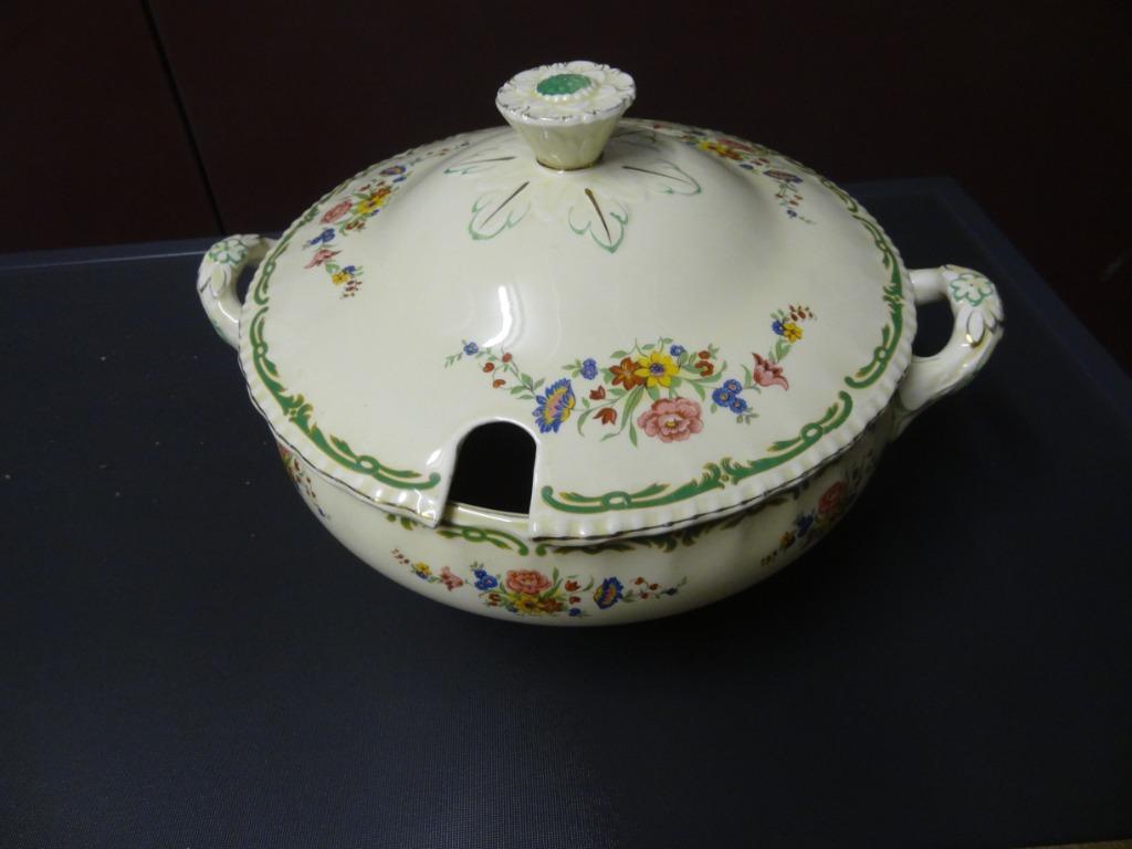 Vintage: porseleinen kom „GRINDLEYS” met deksel., Ophalen