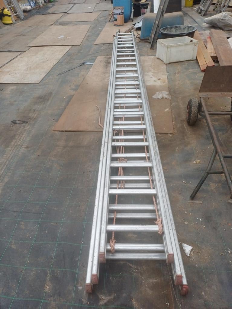 3 dubbel Ladder, 20 treden X 3, Pliable ou rétractable/escamotable, Échelle, Enlèvement, Utilisé