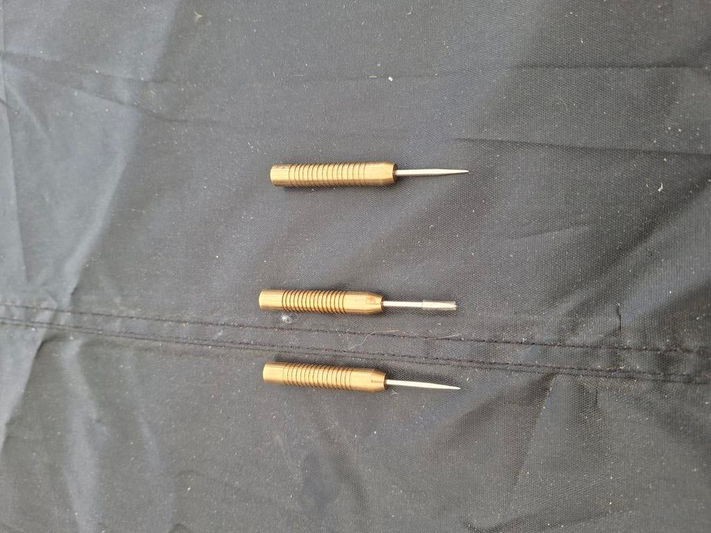 Dartspijlen gouden, Sport en Fitness, Darts, Ophalen